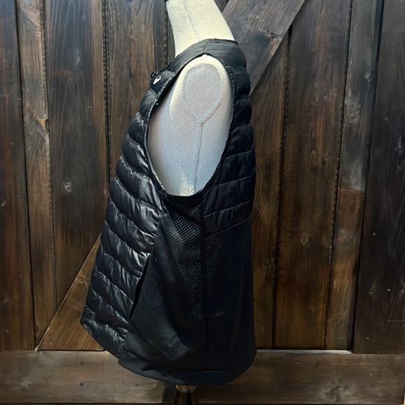 Nike Golf aeroloft black vest - Picture 4 of 12